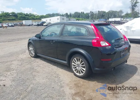 2011 Volvo C30 T5/T5 R-Design z USA, uszkodzony, nr VIN YV1672MK4B2207599